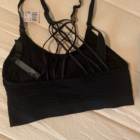 Two Maternity Bras, A Pea in the Pod, Size M, NWT - Picture 11 of 16